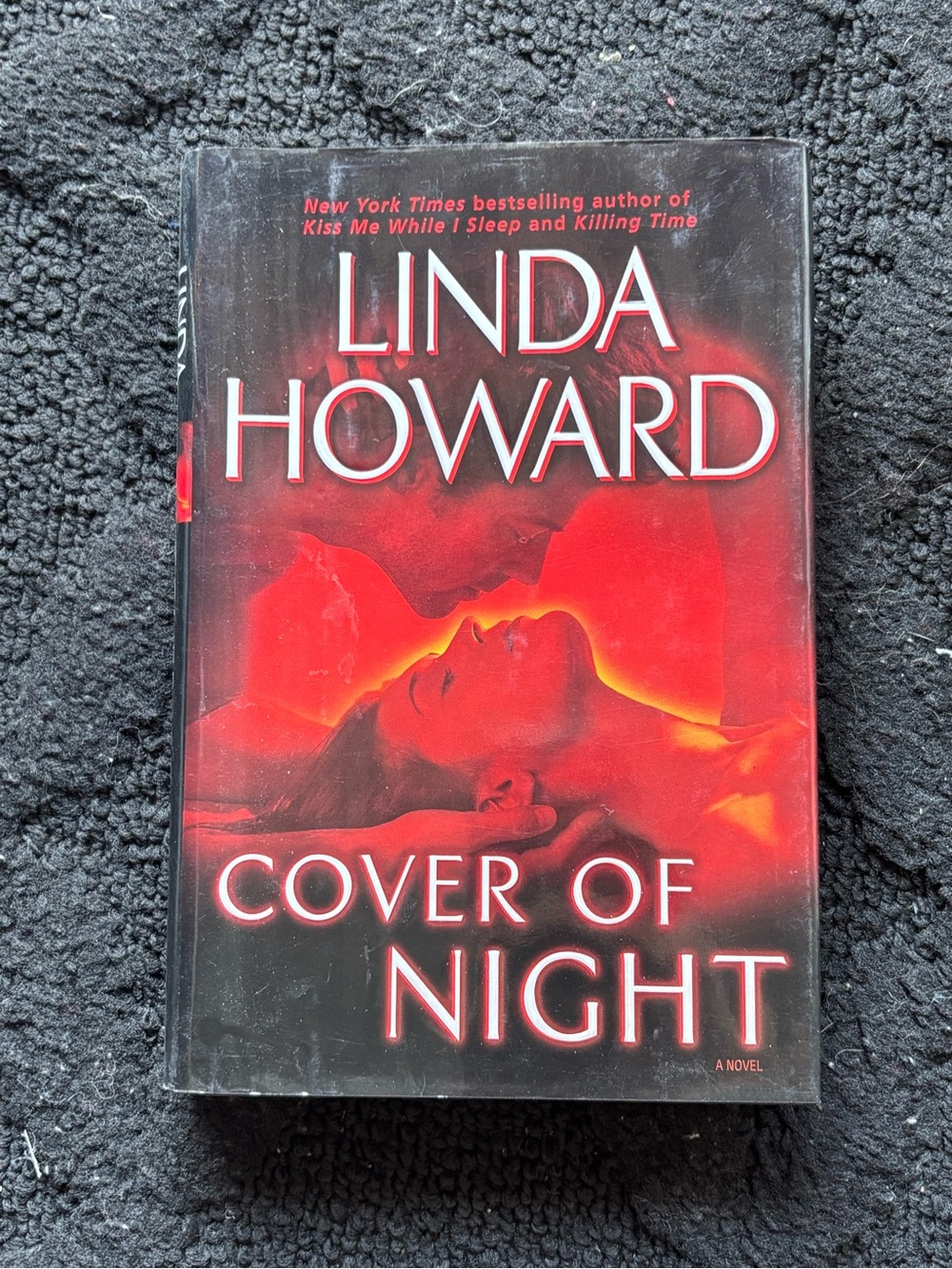 Linda Howard Cover of Night 2006 Hardcover Fiction Romance Suspense Random House